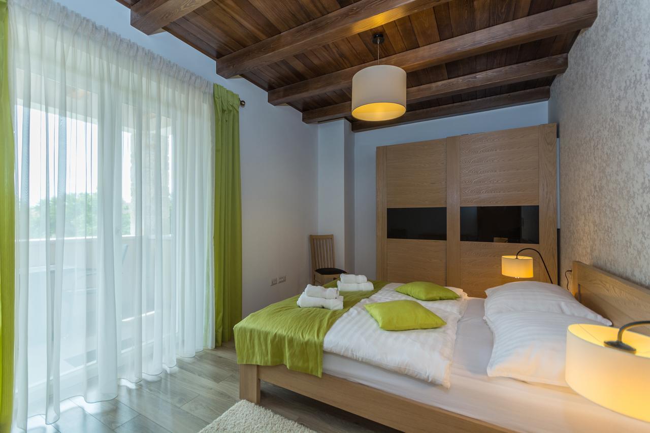 Bed & Breakfast Daniela Veleniki Buitenkant foto